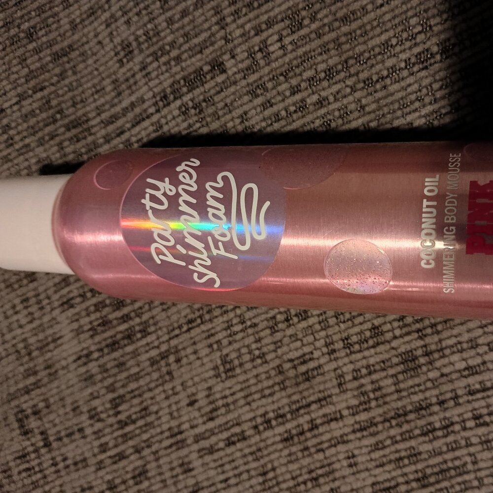 Shimmer foam